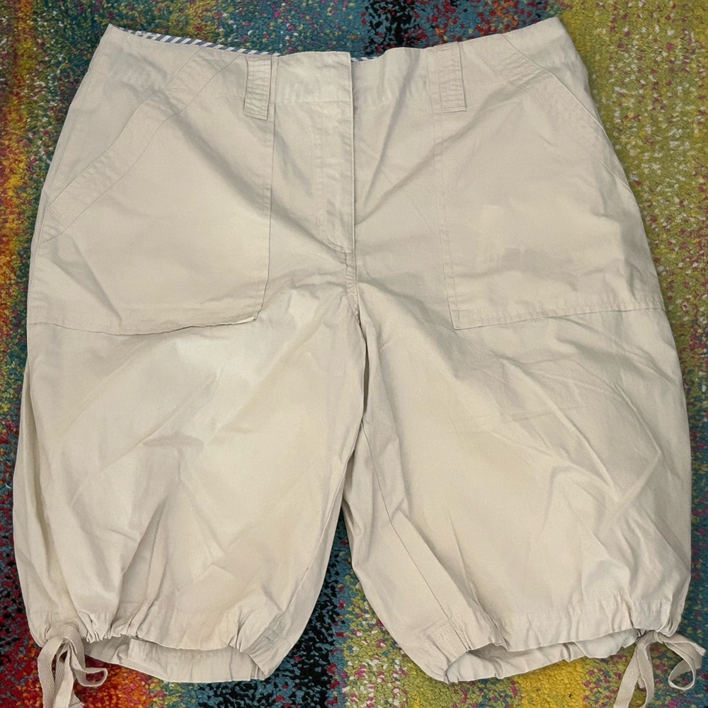 Van Heusen Women's Light Tan Cargo Shorts NET Sz 10